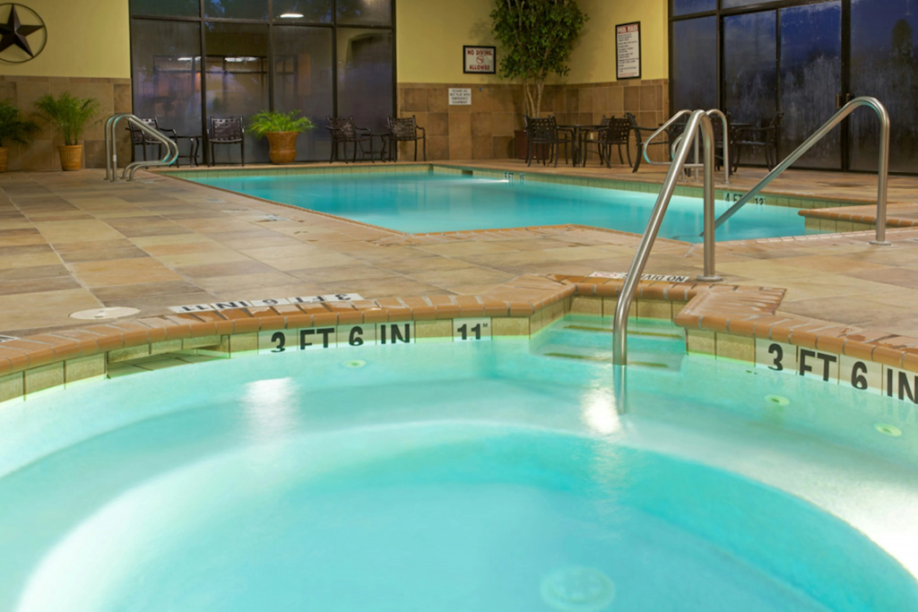 Holiday Inn Hotel & Suites Beaumont Plaza (I-10 & Walden) by IHG - Général