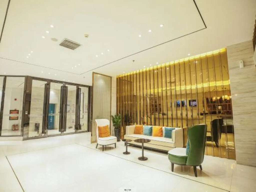 Lobby & Reception