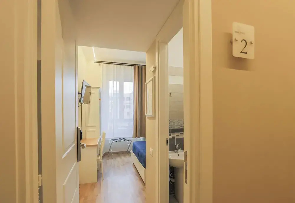 Hotel photo 2
