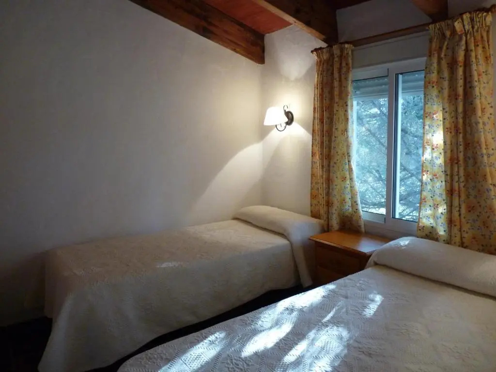 3 Bedrooms Cottage