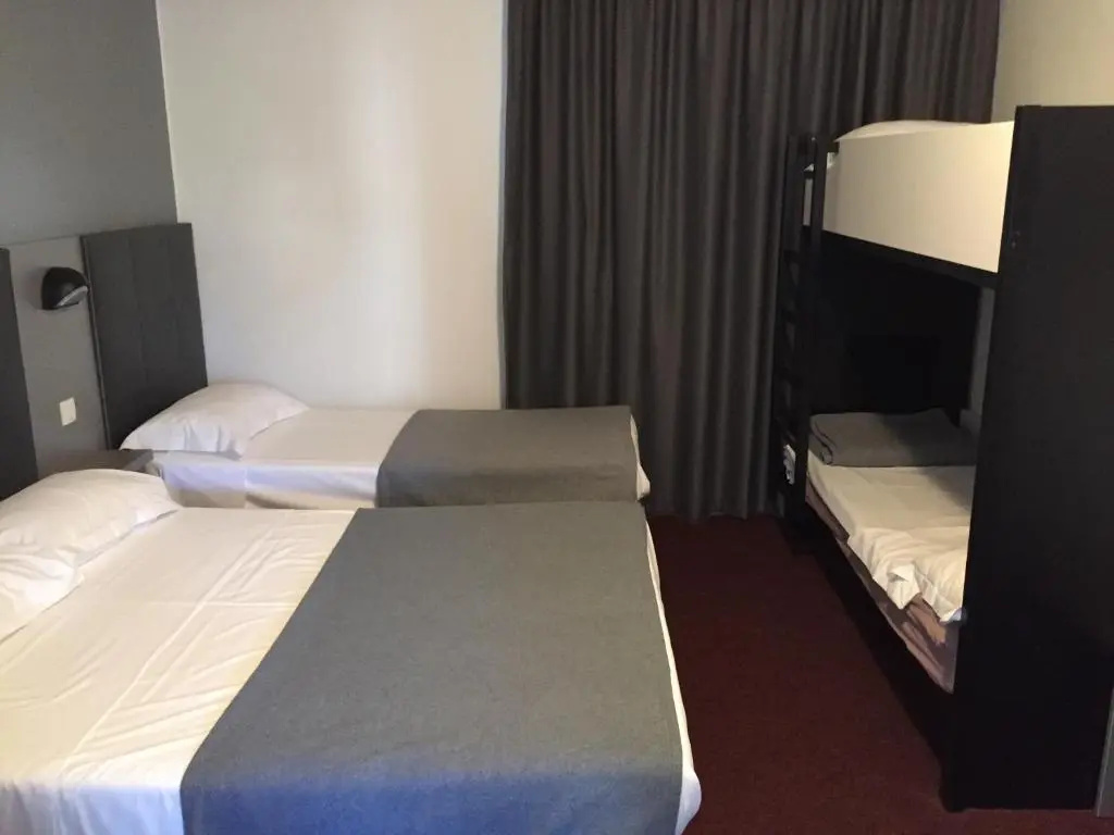Brit Hotel Confort Marvejols - Chambres