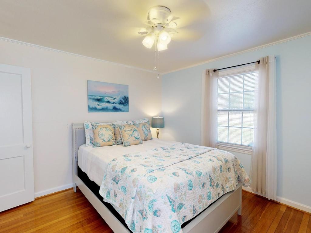 Thunderbolt Cottage — 3