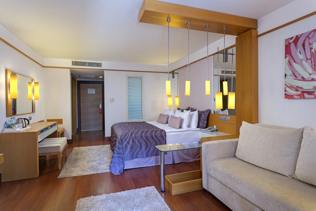 Отель Kefaluka Resort в Акьярларе