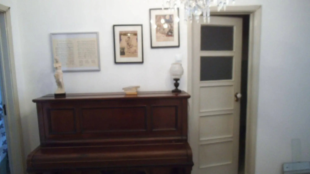 image url