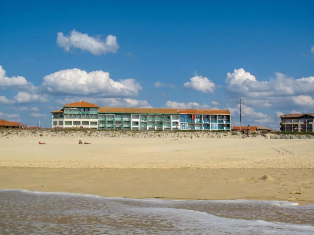 Beach & Waterfront