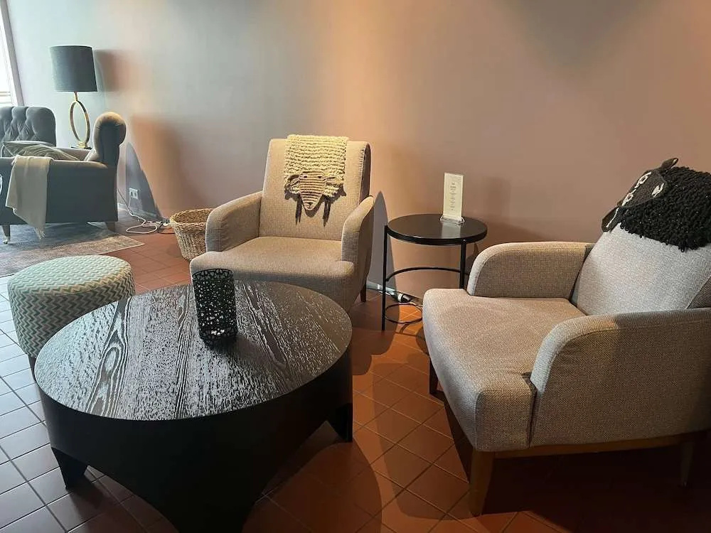 Hotel Bifrost — 2