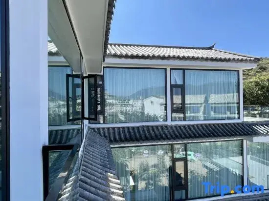 Dali Sanyinbang Courtyard Mountain Seaview Homestay (Shuanglang Qingshan Branch)