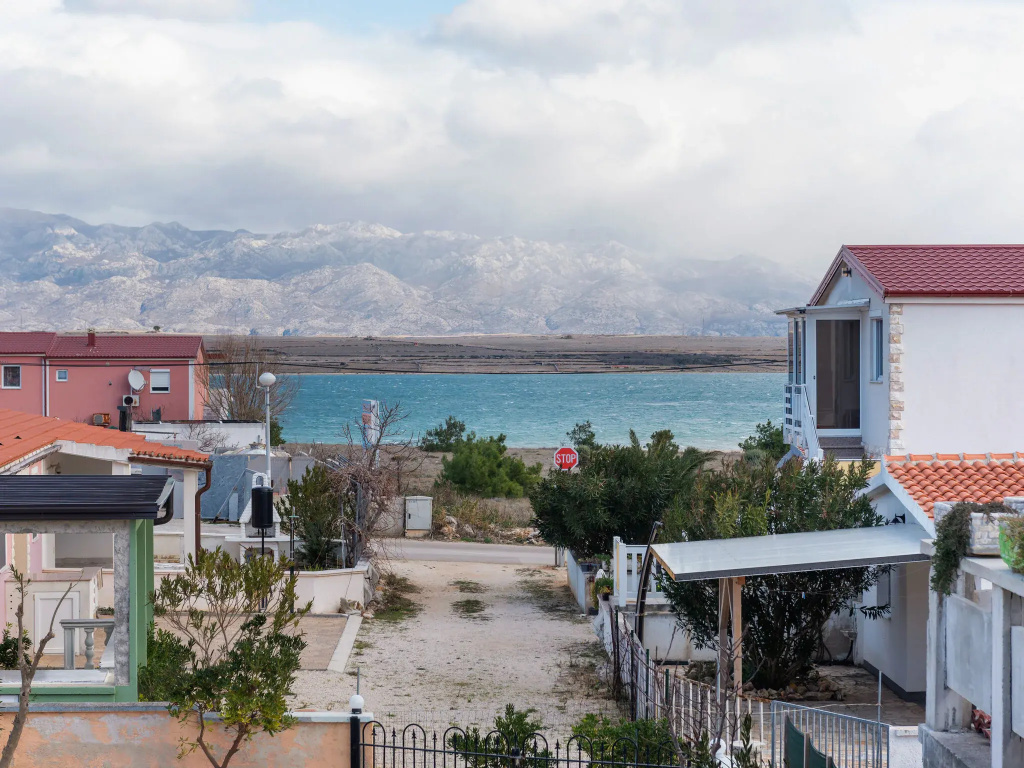 Enticing Apartment in Vir near Seabeach