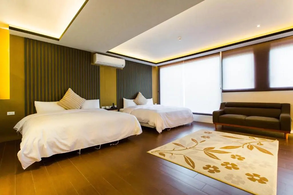 Deluxe Suite