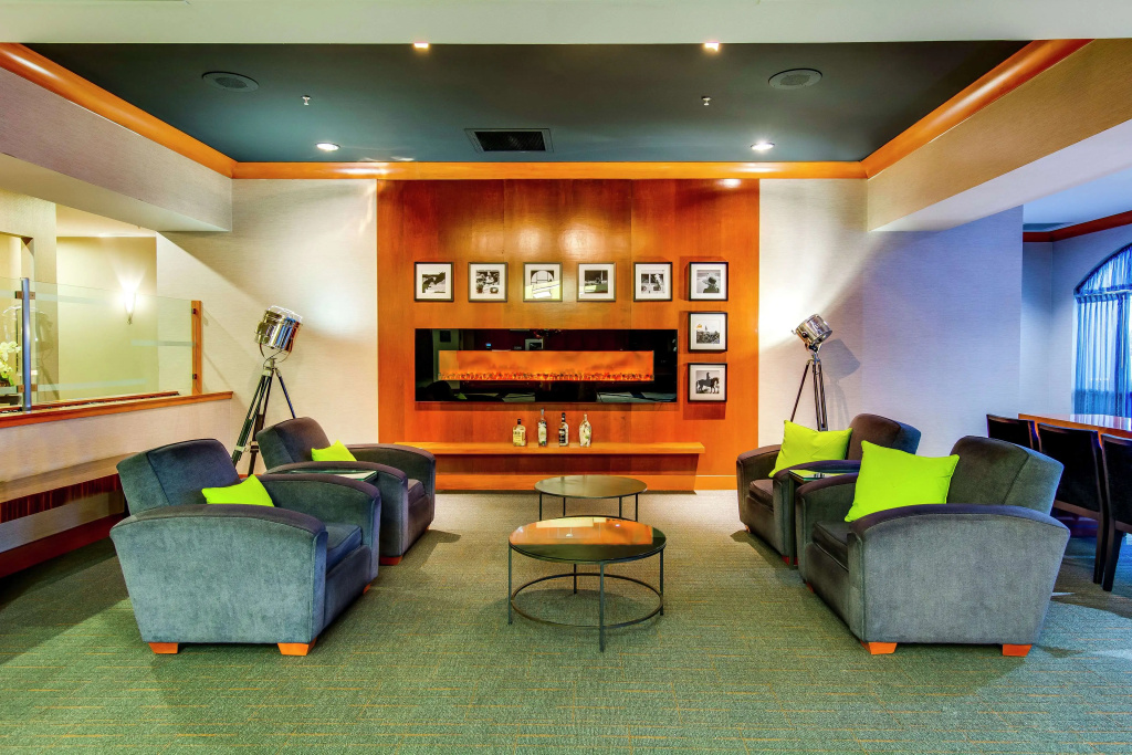 Embassy Suites Louisville East - Général