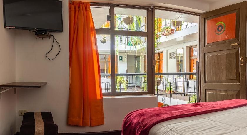 gallery_image_hidden_19