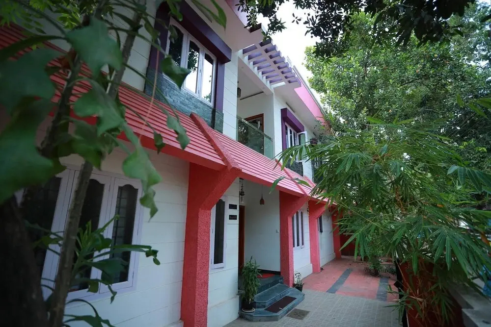 Inviting 2-bed Room Apartment in Trivandrumn