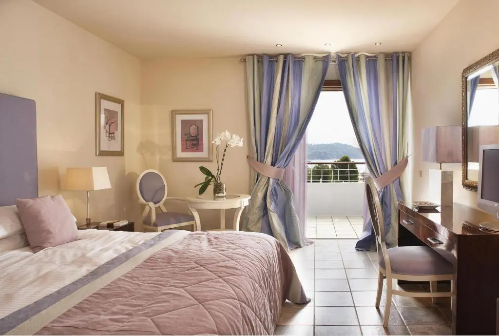 Superior Double room with sea view (full double bed)