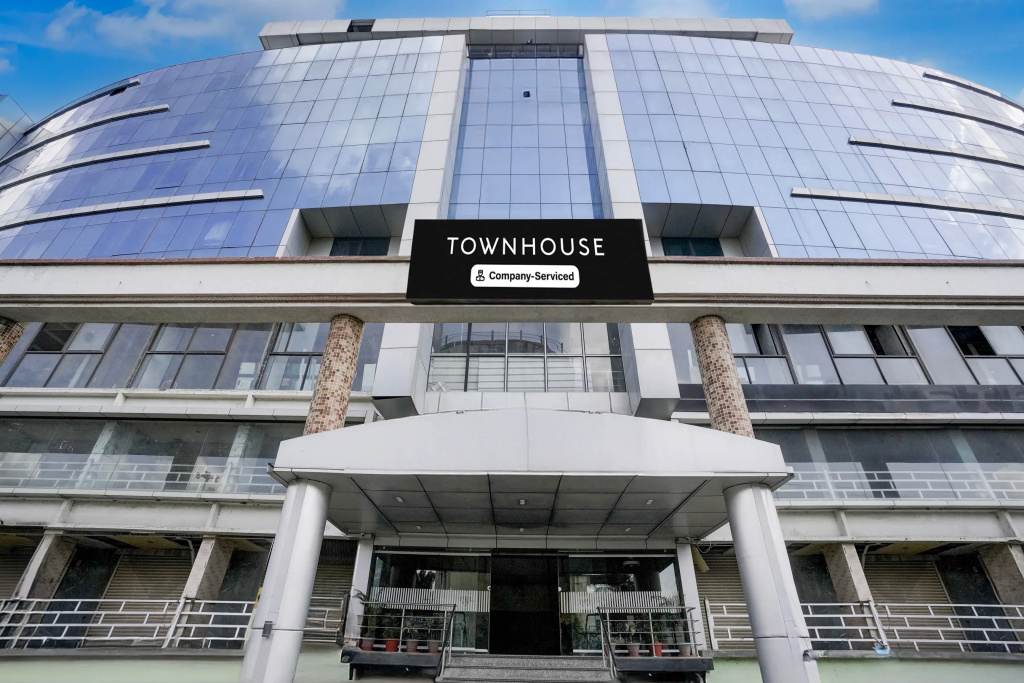 Super Townhouse Bharuch Near Railway Station Formerly Hotel Kohinoor