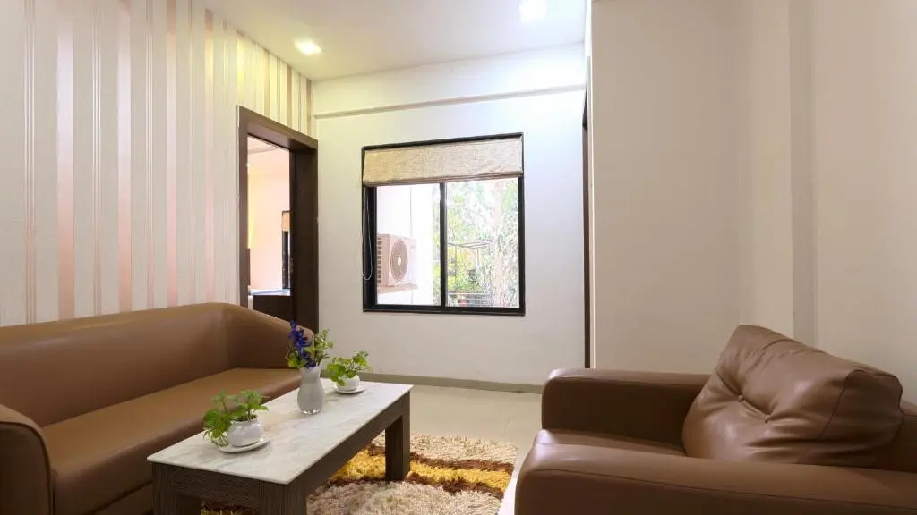 Magnus Aerith Studios, Executive Residences — 3