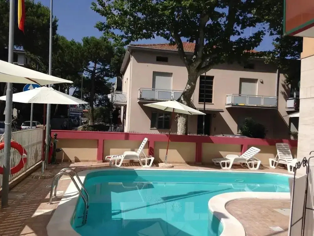 Hotel photo 11