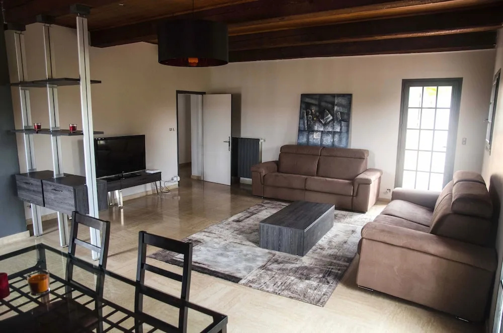 Apartment with balcony
