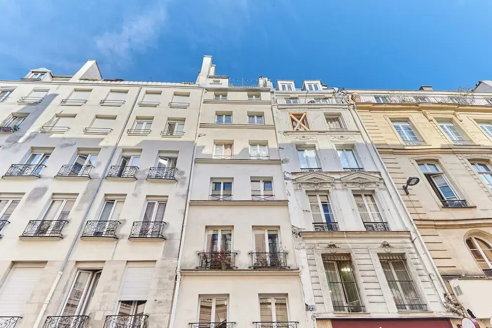 Elegant Studio Center of Paris