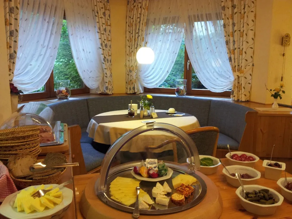 Hotel-Pension Breig Garni - Général