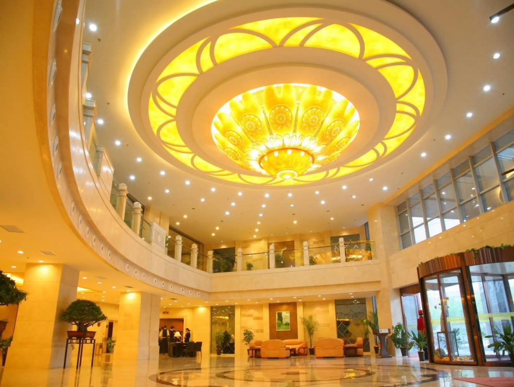 Lobby & Reception