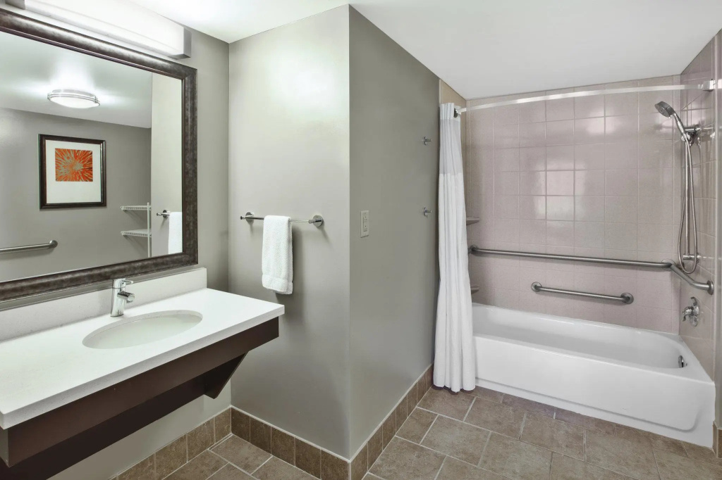 Staybridge Suites Cleveland Mayfield Heights Beachwood by IHG - Chambres