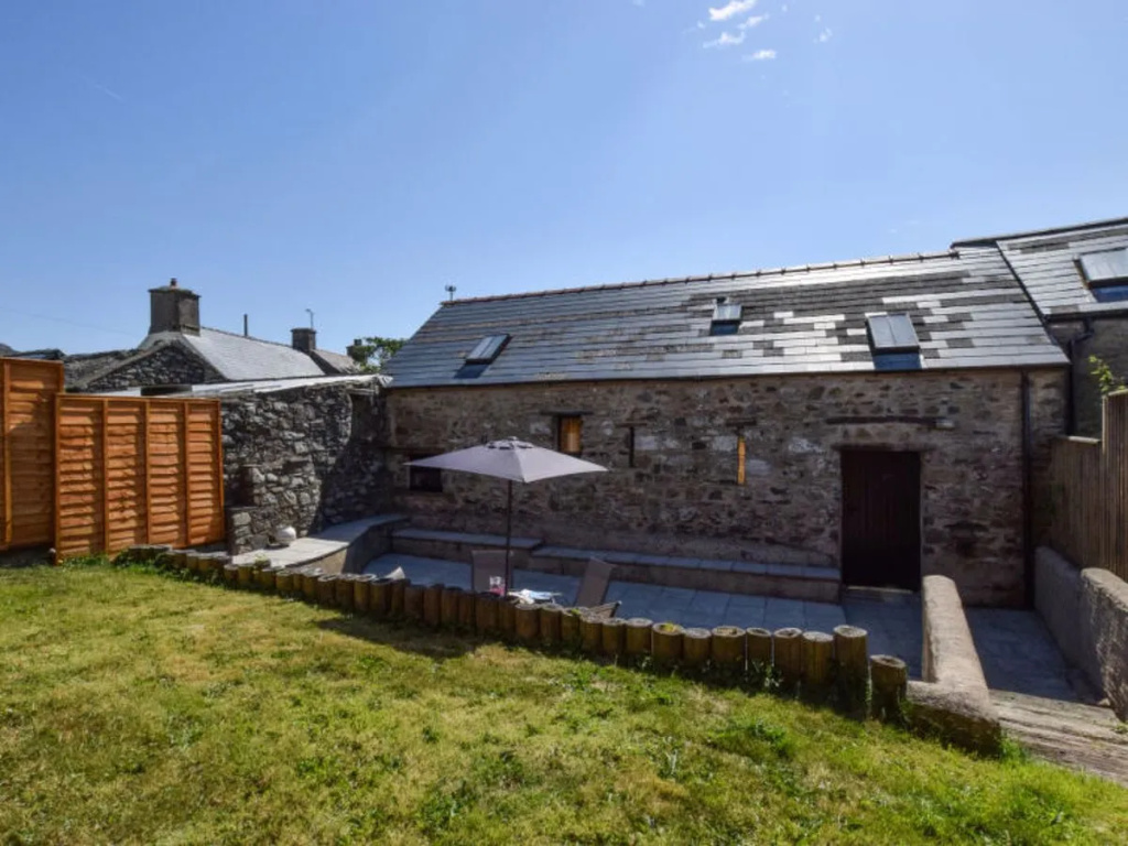 The Stables 10602