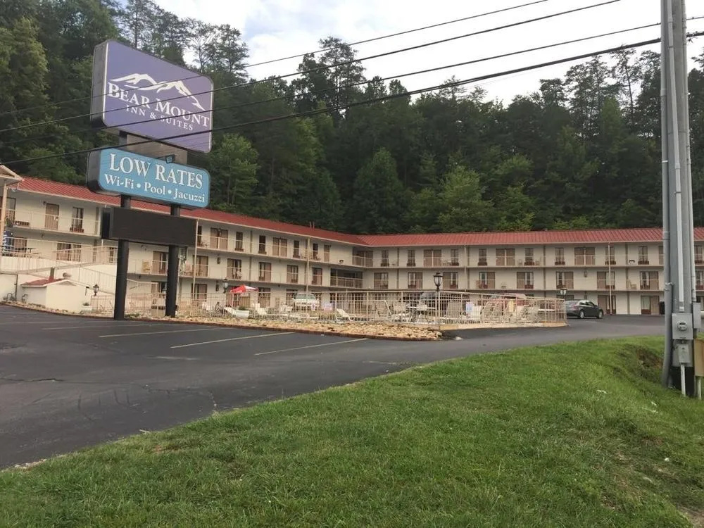 Rodeway Inn On The Parkway
