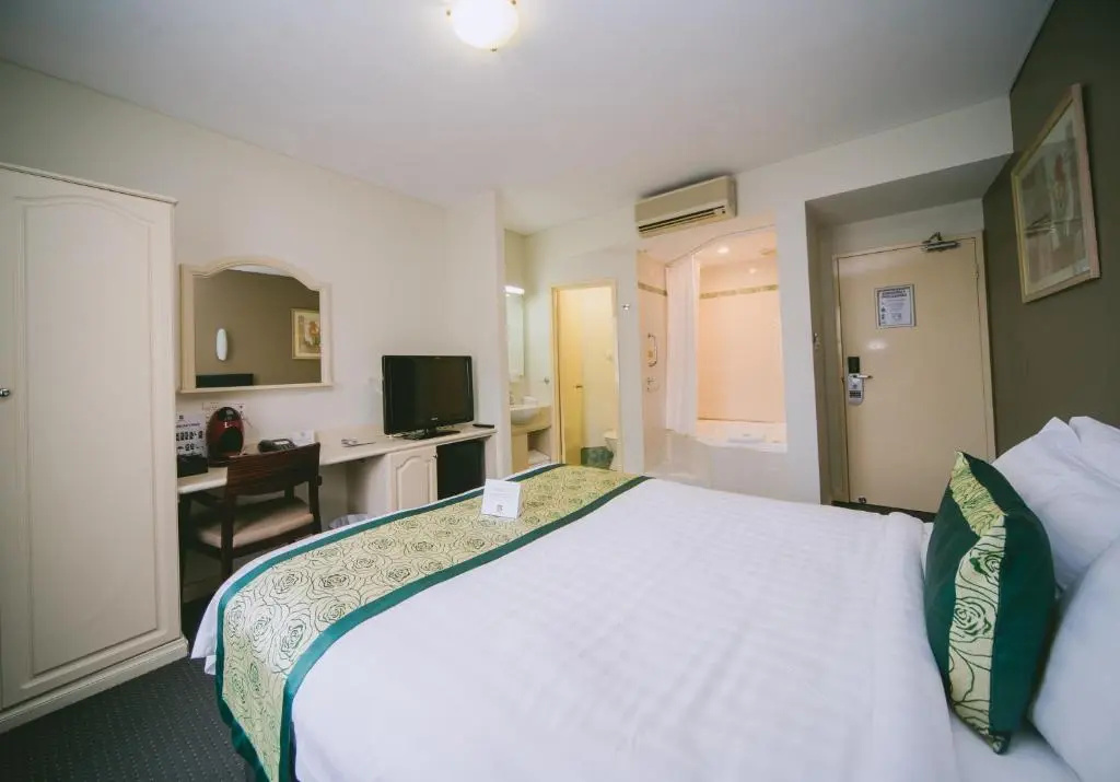 Standard Double room (full double bed)