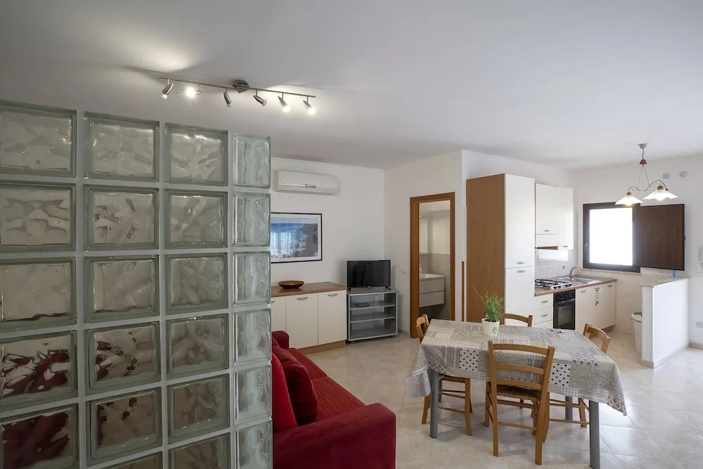1 Bedroom Double Apartment