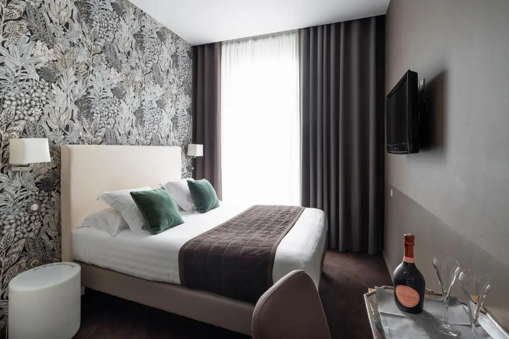 Comfort room