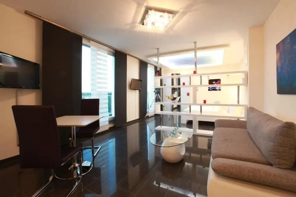 Hotel photo 11