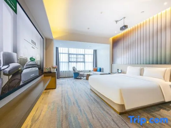 Deluxe Double room (full double bed)