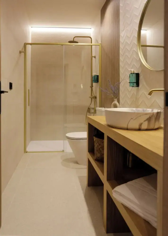 Premium Suite with balcony and with harbour view