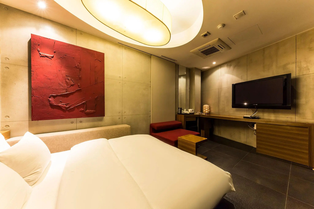 Standard Double room (full double bed)