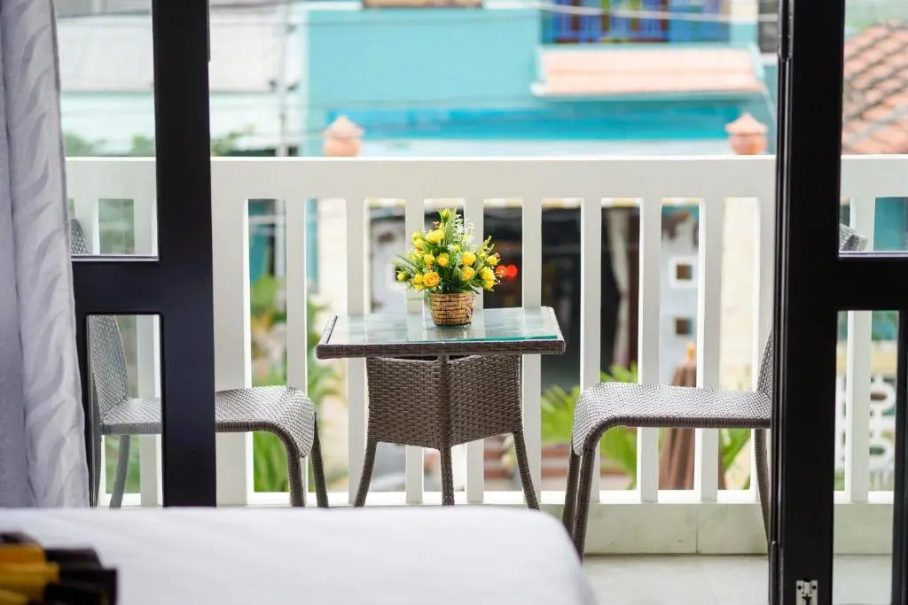 Deluxe Double room with pool view (twin beds)