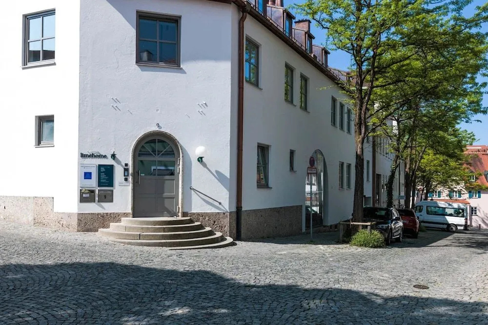 Limehome Dachau Konrad-Adenauer-Str