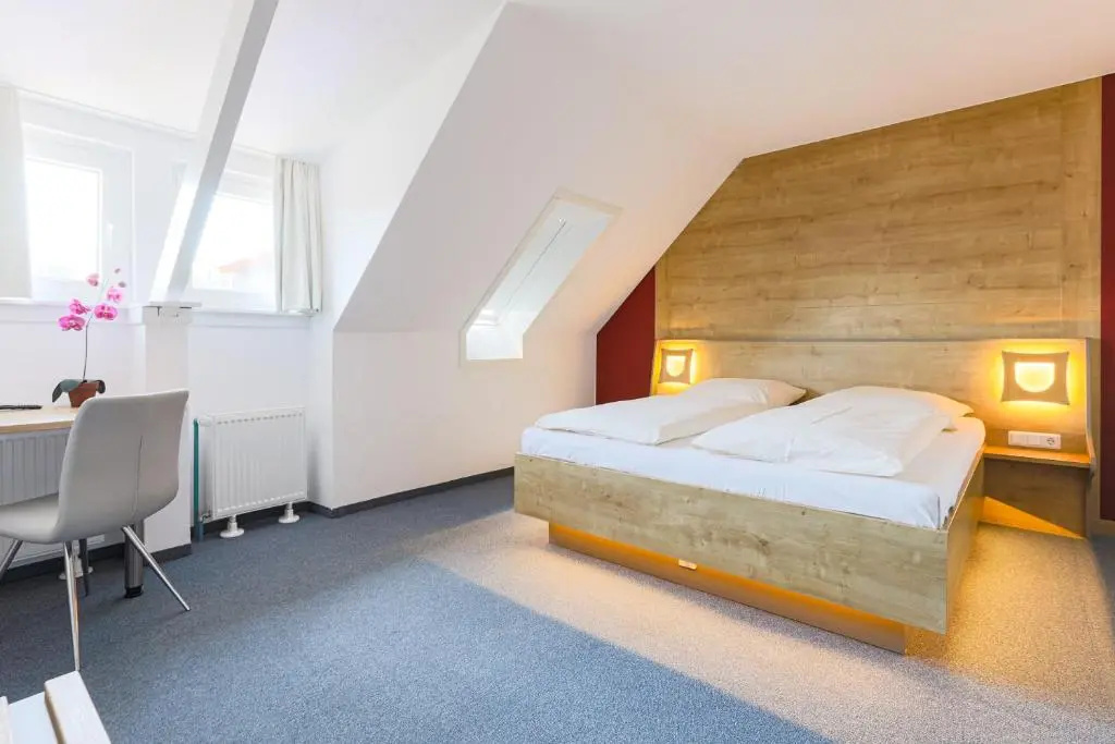 Comfort Double room (full double bed)