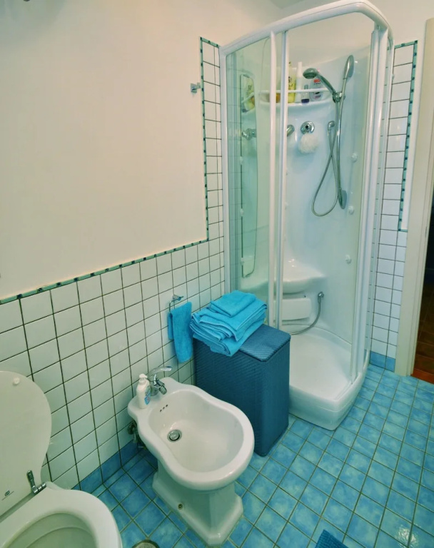 Double Suite with sea view (full double bed)
