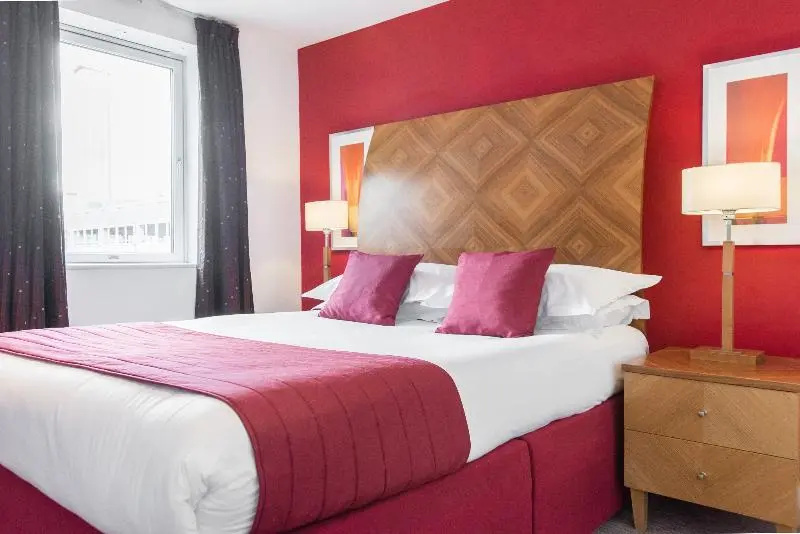 PREMIER SUITES Birmingham - Chambres