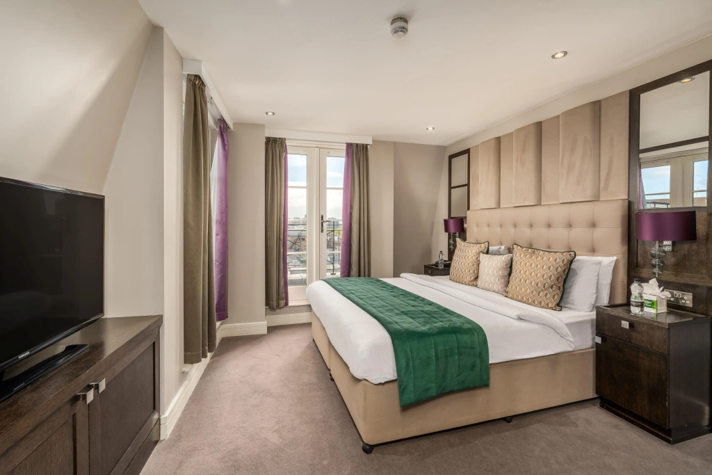 Washington Mayfair Hotel - Photo 5