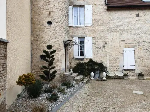 La Poupee Bru