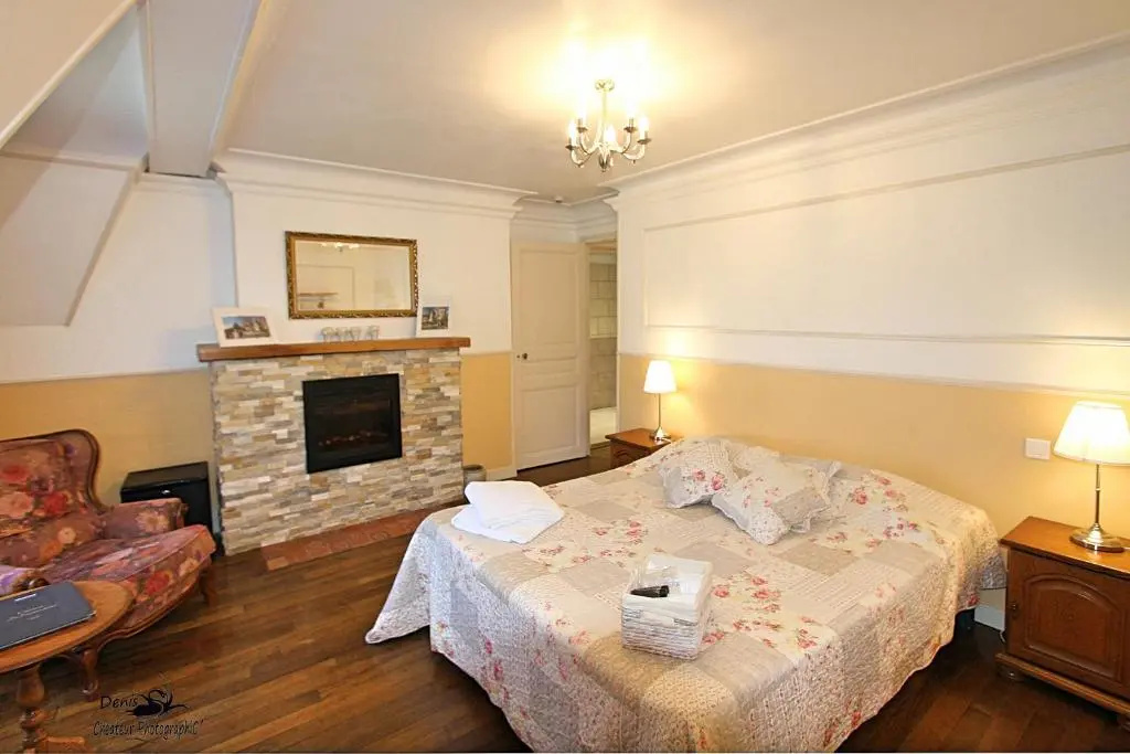 Superior Double room (full double bed)