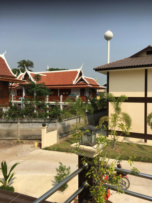 SUNRAY Guesthouse สุนันท์บ้านพักริมคลอง
