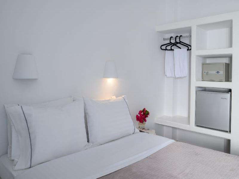 Superior Double room with balcony and with pool view (full double bed)