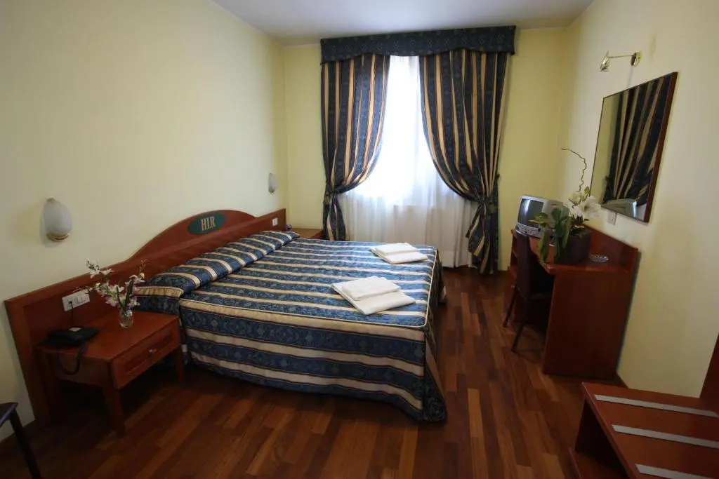 Hotel Ristorante La Rampina - Chambres