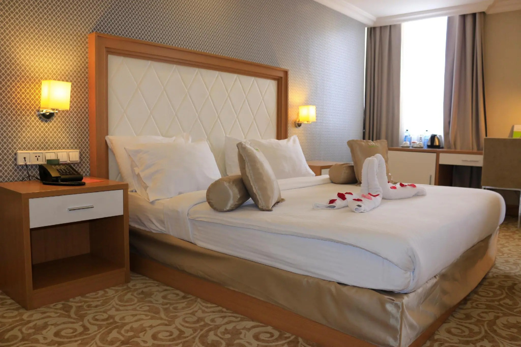 Momona Hotel — 5