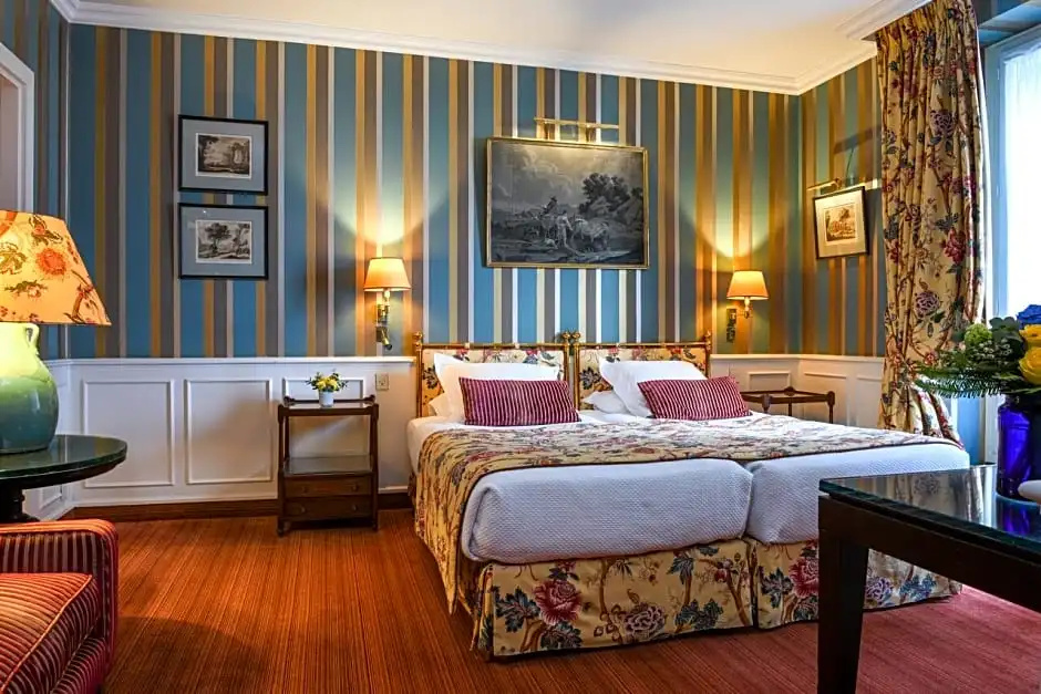 Standard Junior Suite