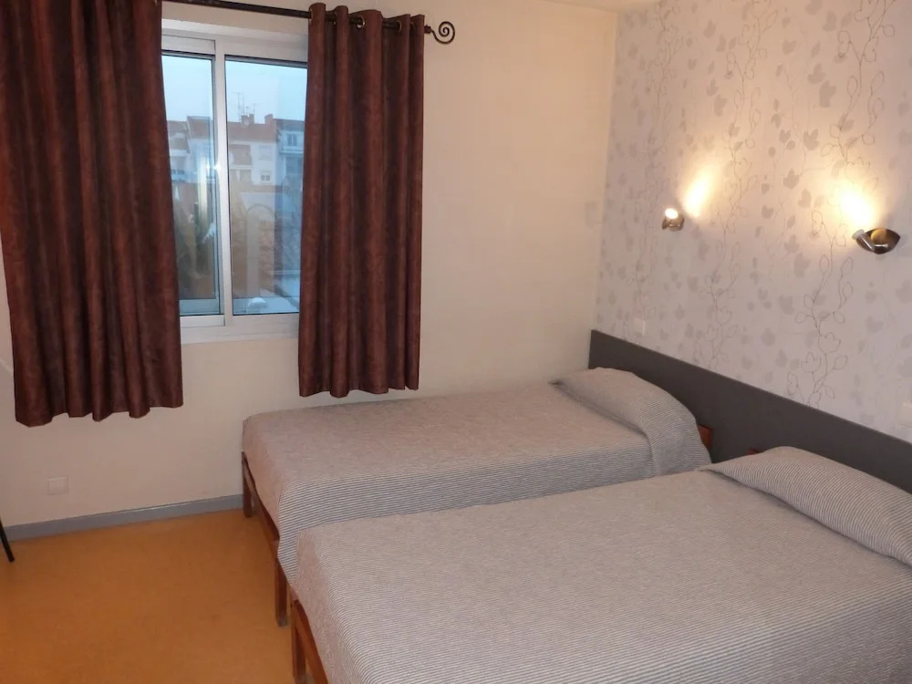 Standard Double room (twin beds)