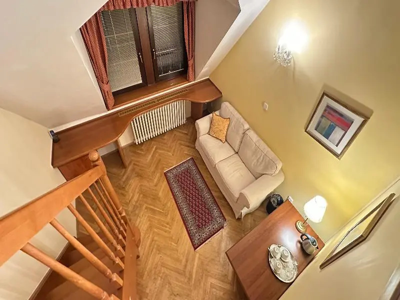 Standard Triple Duplex room