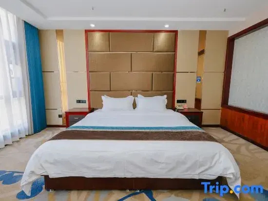 Deluxe Double Suite (full double bed)